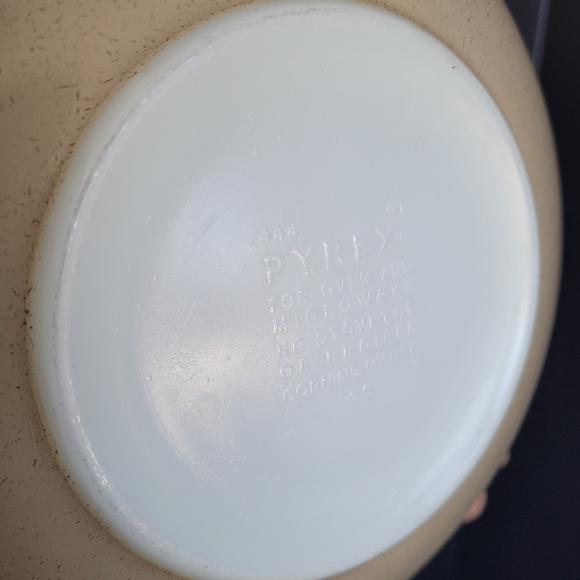 Homestead Pyrex 444 Large Cinderella Nesting Mixing Bowl 70s-80s Classic Vintage - Picture 4 of 11